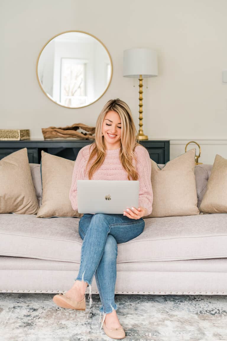 How To Make Money as a Freelance Copywriter With No Experience in 2023